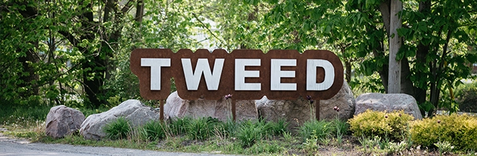 tweed sign